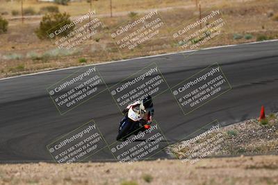 media/Apr-19-2025-AHRMA (Sat) [[3d98ca3309]]/Practice/Group 4/Turn 6/